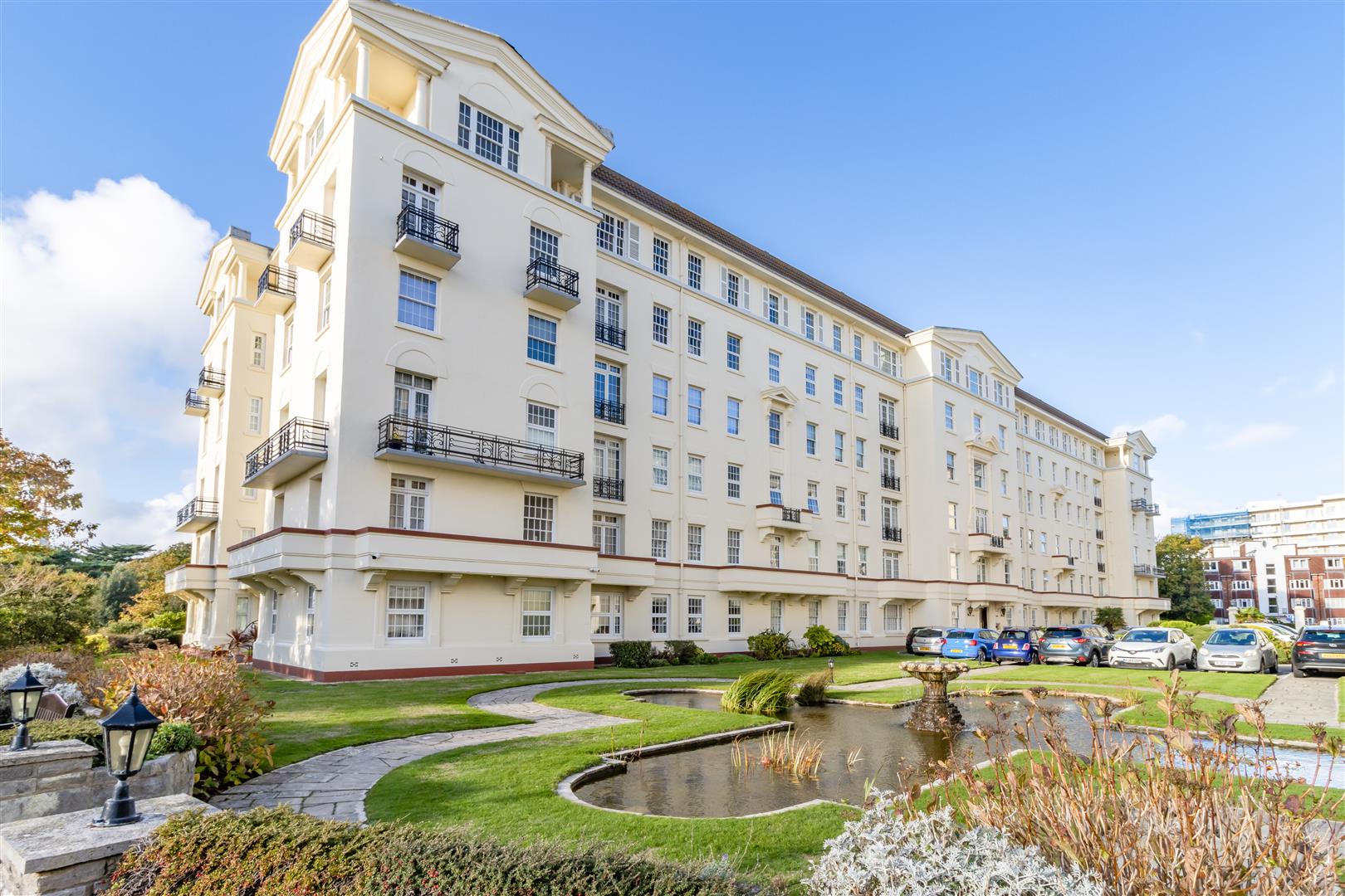 Property information Luxury & Prestige